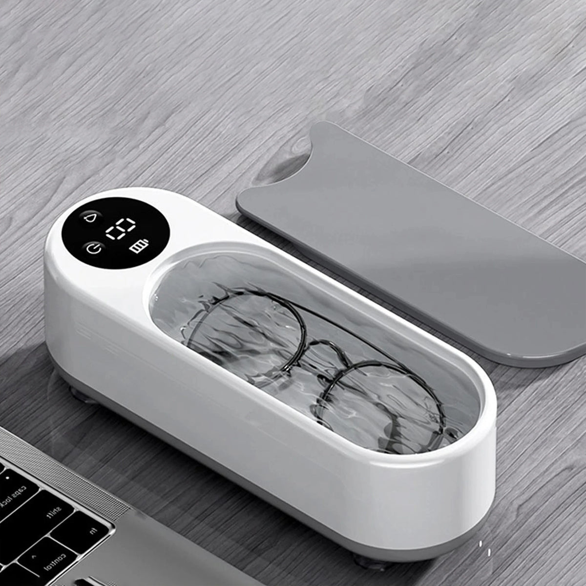 Eyeglass and Jewelry Cleaner
